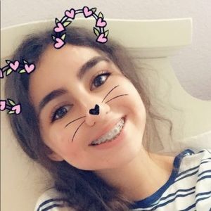 Meet your Posher, Ava